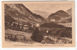 CPA :  14 X 9  -  TANINGES  -  La  Vallée  Du  Giffre  En  Direction  De  Mieussy - Taninges