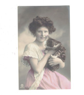 XB1149 JEUNE FILLE, ENFANT, GIRL FAMOUS MODELS'S SISTER WALLY WITH PUSSYCAT , ANIMALS RPPC - Ritratti