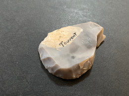 L3 Silex Racloir Trouvée à Touvent  (Oise) Longueur 6 Cm Néolithique - Arqueología