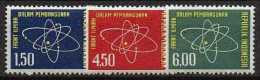 TECHNOLOGY  SCIENCE NUCLEAR ENERGY - INDONESIA 1962 MNH STAMP SET Atom - Atomo