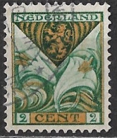 Verticale Groene Kras Rechts Onder De Punt Van De Driehoek In 1925 Kinderzegels  2 + 2 Ct NVPH 166 - Varietà & Curiosità