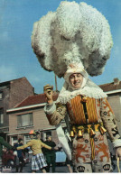 Binche Carnaval De Binche Gille En Grande Tenue , Timbre De Ath Aat - Binche