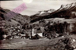 SAINT-PIERRE-D ' ENTREMONT     ( ISERE )    AU FOND , LE GRANIER ET ROCHEBRUNE - Saint-Pierre-d'Entremont