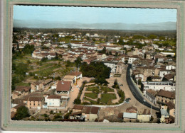 CPSM Dentelée (63) LEZOUX - Vue Aérienne Du Bourg Dans Les Années 60 / 70 - Carte Colorisée - Lezoux