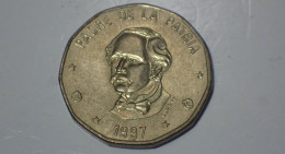 RÉPUBLIQUE DOMINICAINE : 1 PESO 1997 KM 80.3 - Dominicaine