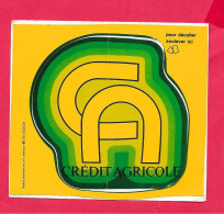 Autocollant Crédit Agricole, 10.5*11.5 Cm VOIR SCANNE, Banque - Stickers