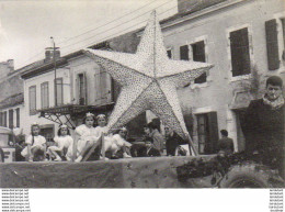 D32 RISCLE Fête Des Fleurs ( Reprise Photo De 1958 )  ..... Avec Le Cheminot Jean Duprat - Riscle