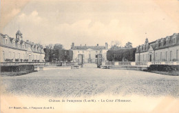 FRANCE - Chateau De Pomponne - La Cour D'honneur - Carte Postale Ancienne - Sonstige & Ohne Zuordnung