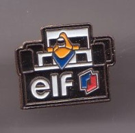Pin's Elf   F1 . Réf 904 - Kraftstoffe