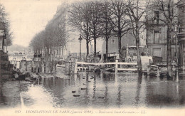 FRANCE - Paris - Inondations De Paris - Boulevard Saint Germain - Carte Postale Ancienne - The River Seine And Its Banks