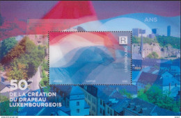 Luxembourg, Luxemburg  2022, MI 2309, 3D Block 47,  50 Jahre National-Flagge, POSTFRISCH, NEUF - Blocs & Feuillets