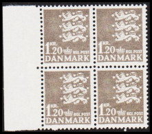 1962. DANMARK. 1,20 Lions In Never Hinged Block Of 4. Normal Paper. (Michel 400x) - JF540723 - Storia Postale