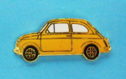1 PIN'S //   ** FIAT 500 JAUNE / 1957 ** - Fiat