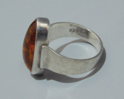 -BAGUE ANCIENNE ARGENT Poinçon 835 & 1 POISSON & OVALE En AMBRE BIJOU ANCIEN    E - Anillos