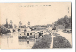 CPA 77 Bray Sur Seine Le Lavoir Et Le Train Tramway - Bray Sur Seine