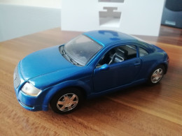 AUDI TT 2000 - Minichamps