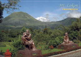 1 AK Indonesien / Insel Sulawesi * Buddhist Centre In Tomohon - The Smoking Volcano Mt. Lokon In The Background * - Indonésie