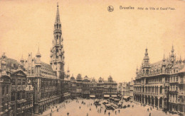 BELGIQUE - Bruxelles - Hôtel De Ville Et Grand Place - Carte Postale Ancienne - Squares