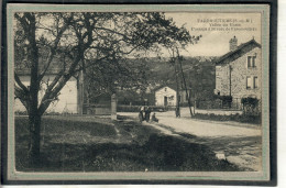 CPA  (77) FAREMOUTIERS - Aspect Du Quartier Du Passage à Niveau En 1923 - Faremoutiers