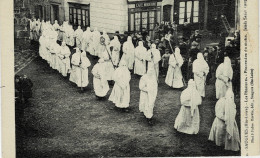 § - 43 - Haute Loire - Saugues - Les Pénitents - Procession Du Matin - Jeudi Saint 1915 - Saugues