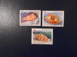 POLYNESIE YT 503/505 COQUILLAGES** - Postzegelboekjes