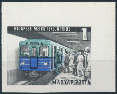 ** 1970 Metro (II.) ívsarki Vágott Bélyeg (3.000) - Other & Unclassified