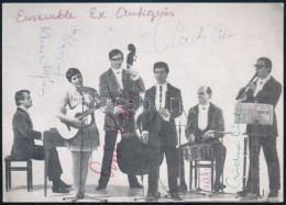 Cca 1970 Az Ex Antiquis Együttes Tagjainak Autográf Aláírásai őket ábrázoló Képen: Czidra László (furulya), Várnai Tibor - Sonstige & Ohne Zuordnung