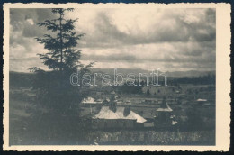 Cca 1940 Cosna (Kosna / Todoskány), Románia, Látkép Az Ortodox Templommal, A Hátoldalon Feliratozott Fotó, 13x8,5 Cm - Other & Unclassified