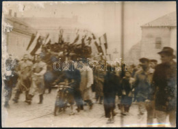 1956 Budapest, Eredeti Fotó Az 1956-os Forradalom és Szabadságharc Eseményeiről. Francia Sajtófotó / Orginal Photo From  - Altri & Non Classificati