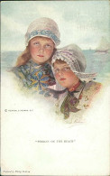 PHILIP BOILEAU SIGNED 1910s POSTCARD - GIRLS / PEBBLES ON THE BEACH - EDIT REINTHAL & NEWMAN N. 756 (5198) - Boileau, Philip