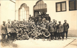 * T2 Fogaras, Fagaras; Román Katonák / Romanian Military, Group Of Soldiers. Photo - Non Classés