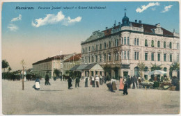 T2/T3 Komárom, Komárnó; Ferenc József Rakpart A Grand Kávéházzal, Piac / Quay, Cafe And Market (EK) - Unclassified