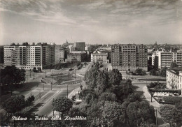 ITALIE - Milano - Piazza Della Republica - Carte Postale Ancienne - Milano (Milan)