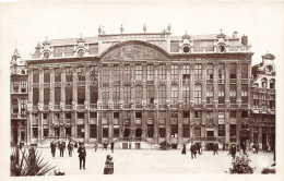 BELGIQUE - Bruxelles - La Grand Place (Côté Sud Est) - Carte Postale Ancienne - Squares