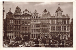 BELGIQUE - Bruxelles - La Grand Place (Côté Nord Ouest) - Animé - Carte Postale Ancienne - Places, Squares