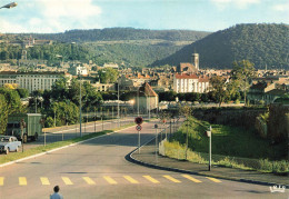 Besançon * Route Et Vue Générale De La Ville - Besancon