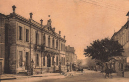 Uzès * Rue Et Hôtel De Ville * Mairie - Uzès