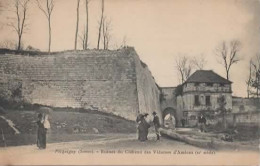 PICQUIGNY, RUINES DU CHATEAU DES VIDAMES D AMIENS, PERSONNAGES REF 13920 VOL - Picquigny