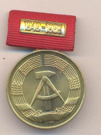 DDR. Medaille. Ehrenmedaille Zum 40. Jahrestag Der GDR. 3. - GDR