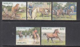 2002 Vanuatu Horses Complete Set Of 5 MNH - Vanuatu (1980-...)