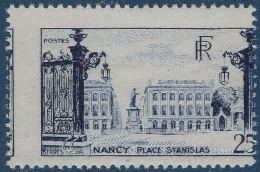 France 1948 Nancy N°822** Variété De Piquage à Cheval TTB Signé Calves - Ongebruikt