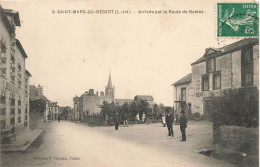 St Mars Du Désert * Arrivée Par La Route De Nantes * Boulangerie A. RETIERE * Villageois - Otros & Sin Clasificación