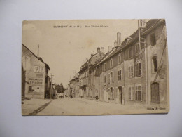 A541 . CPA. 54. BLAMONT. (Meurthe Et Moselle). Rue Victor-Pierre. Beau Plan Animé.  écrite - Blamont