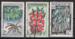 MADAGASCAR Timbres-Poste N° 332 à 334 Oblitérés TB Cote : 1€50 - Gebruikt