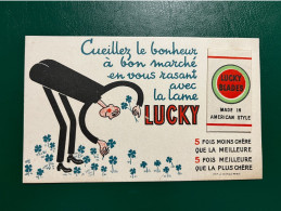 Cigarettes LUCKY Blades * Carte Publicitaire Ancienne Illustrateur * Thème Tabac Tabacs TABAC Lucky American - Publicité