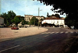 MONFLANQUIN ARRIVEE DE VILLENEUVE HOTEL DE LA TONNELLE - Monflanquin