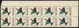 ARGENTINA: GJ.1254, 1963 11P. Stylized Airplane, Block Of 10 Stamps (top Right Sheet Corner), The 2 On The Left Are Norm - Poste Aérienne