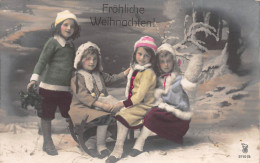 Carte Postale Fantaisie Enfant-Jeune-Fille-Young-Girl-Child Woman-Kind-Joyeux Noël-Fröhliche Weihnachten - Grupo De Niños Y Familias
