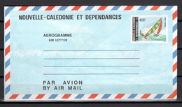 NOUVELLE CALEDONIE  AEROGRAMME N° 11   NEUF SANS CHARNIERE COTE  7.50€    BATEAUX - Aerograms