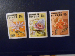 WALLIS-ET-FUTUNA YT 238/240 FLEURS DES WALLIS** - Nuevos